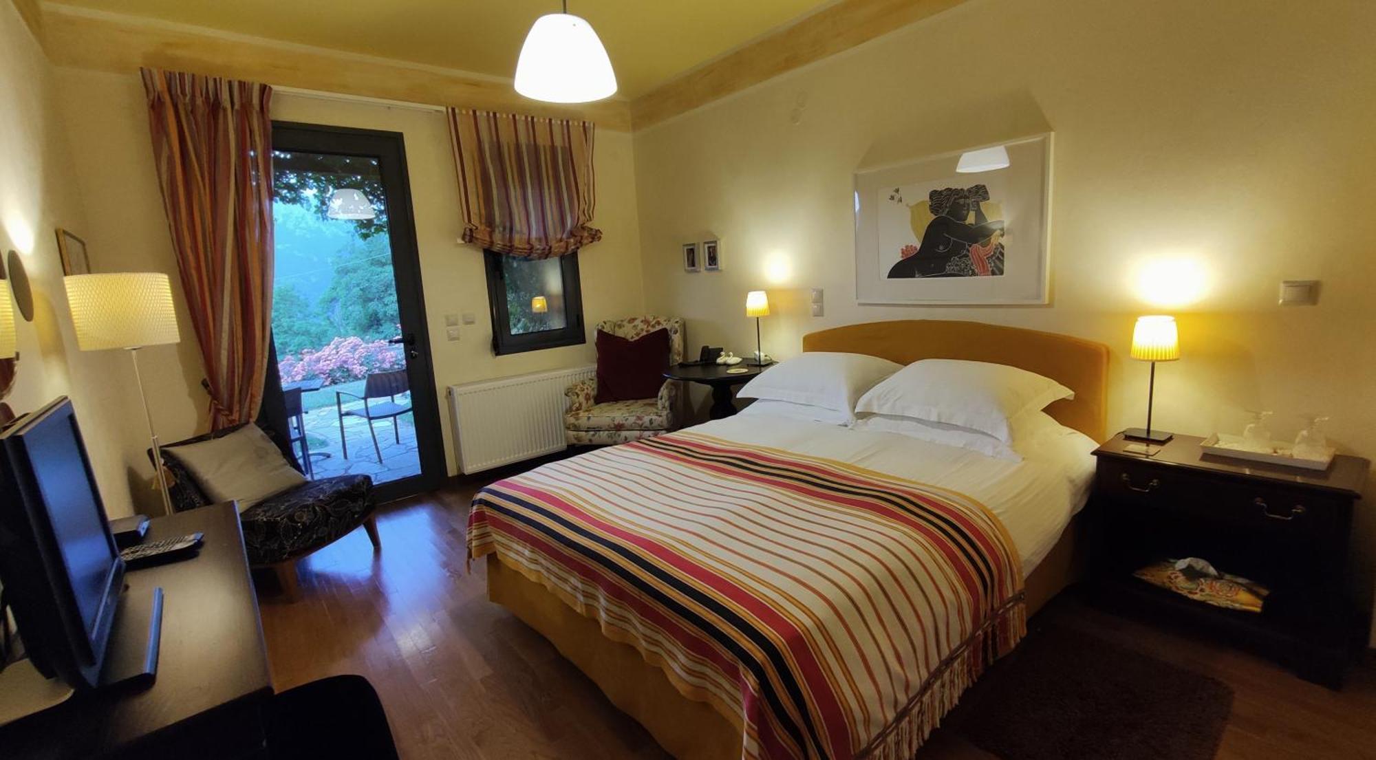 Astra Hotel Kastanéa Rom bilde